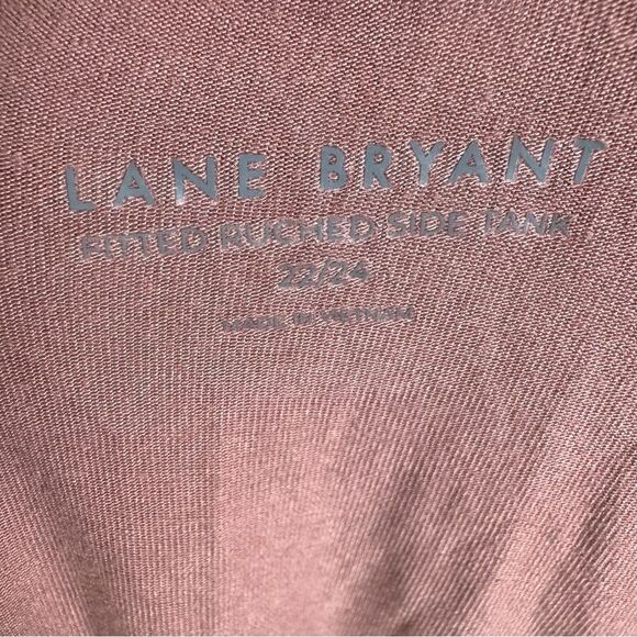 Lane Bryant mauve fitted ruched side top size 22/24 - Picture 7 of 9